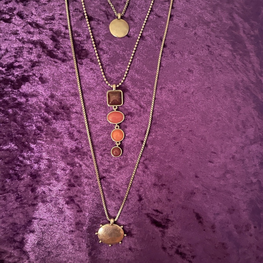 3 tiered necklace